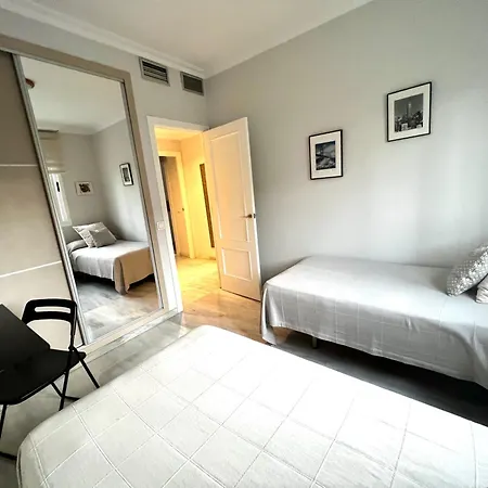Charming Abode Apartman